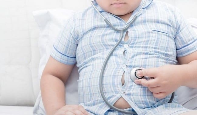 چاقی و خطر زودرس بلوغ